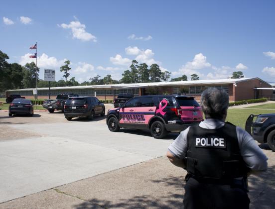 BPD responds to threats of an active shooter at BISD's Early College High School (photo by B. Scott McLendon)