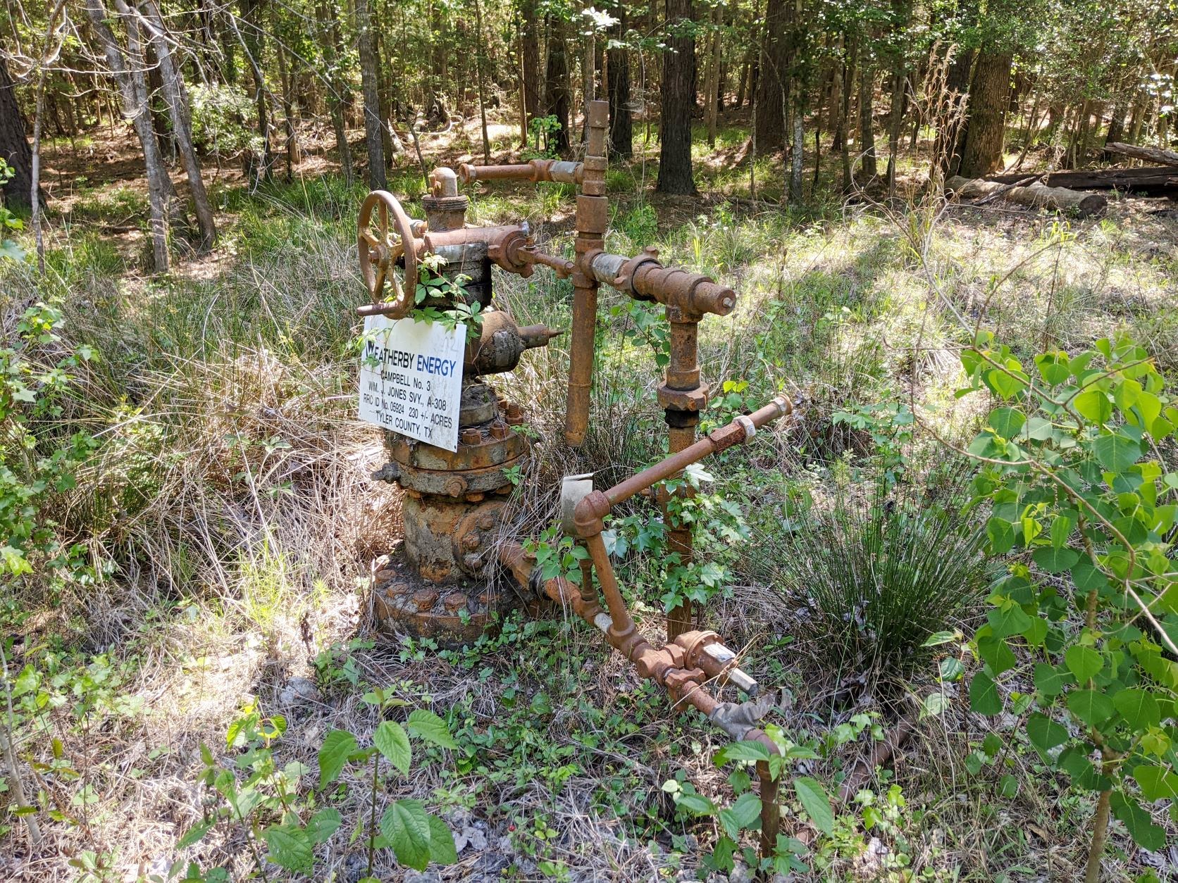 Abandoned gas well