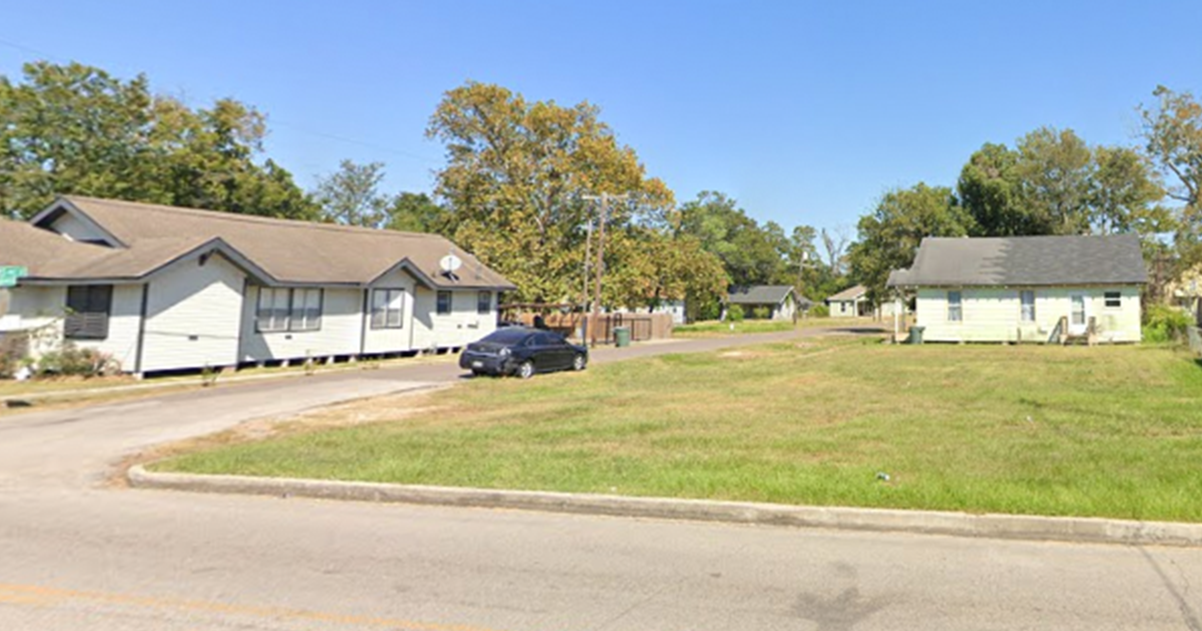 Magnolia Ave.