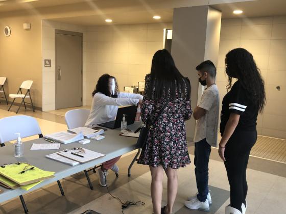 Jasper County residents arrive to receive their COVID-19 vaccination Friday, Aug. 27