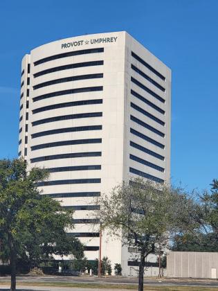 Edison Plaza undergoing changes