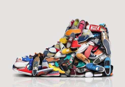 Southeast Texas’ SMORE for Women is hosting an athletic shoe drive fundraiser to raise money for single mothers attending college.