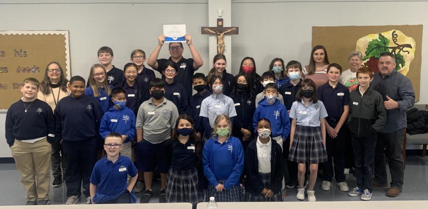 Participants of the 2021-2022 St. Mary Catholic School spelling bee.