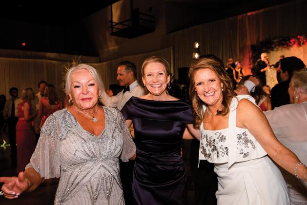 Belinda Hickman, Fantasy Reynolds and Dynasy Phelan