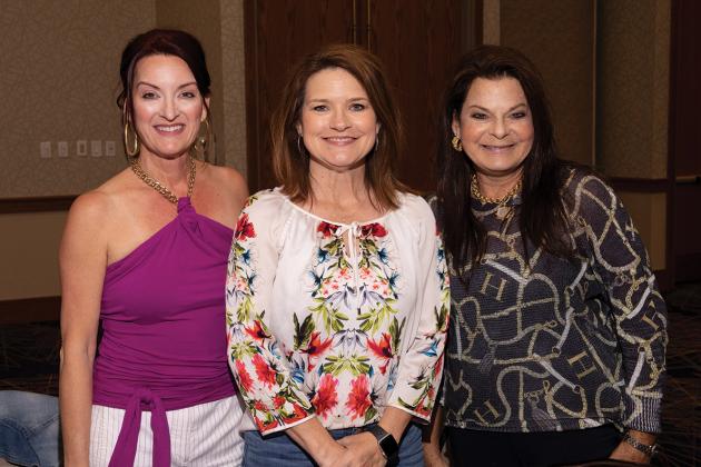 Amy Schulze, Katrina Wright and Lynea Minton
