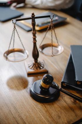 According to the complaint, Cartrett allegedly received over $320,000 from LRH and two MSOs, Ascend MSO of TX LLC (Ascend) and Eridanus MG LLC (Eridanus), in return for his referrals