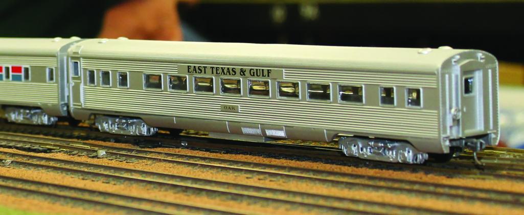 A model train that says "East Texas &amp; Gulf"