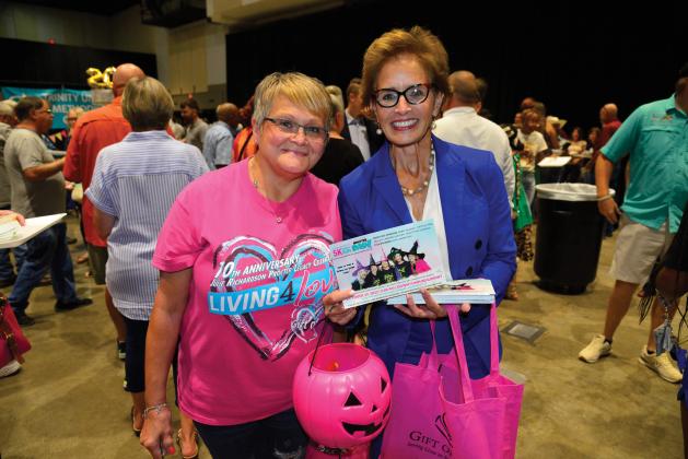Monese Odom and Norma Sampson