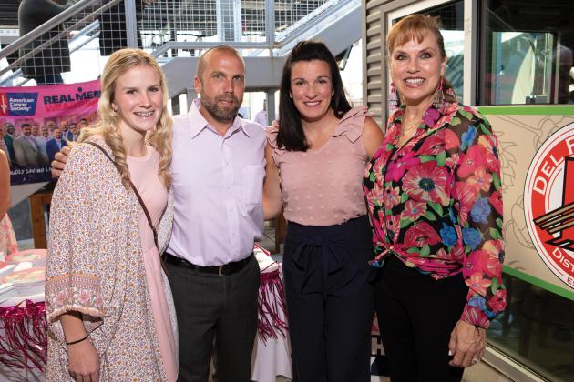 Emily Lauren, Taylor and Andrea Neild, Kathy Chessher