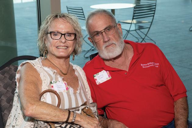Denise and Dennis Owen