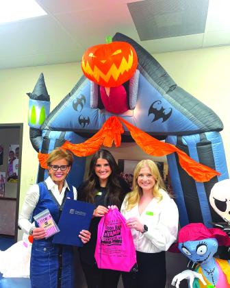 Neches Credit Union representatives