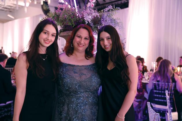 Megan, Margaret and MacKenzie Shelton