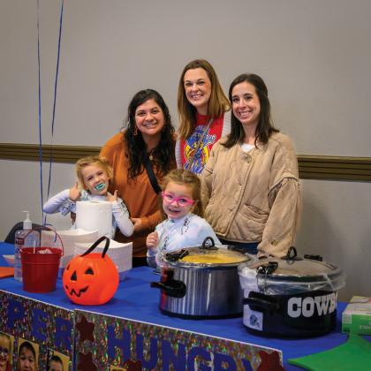 Evelynn Leverett, Christina Lokey, Emelia Leverett, Kate Leverett and Brieann Edwards
