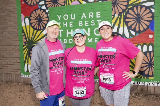 'Gift of Life Julie' Richardson Procter 5K Ribbon Run Monster Dash (Photo by Brandon Gouthier)