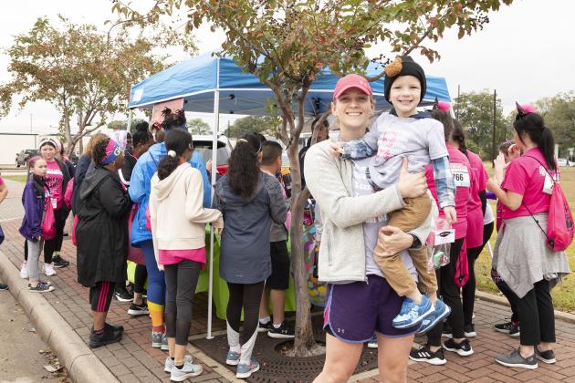 'Gift of Life Julie' Richardson Procter 5K Ribbon Run Monster Dash (Photo by Brandon Gouthier)