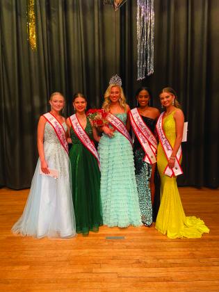 NHF Miss Nederland Pageant winners Kaydence Alphin (Miss Congeniality), Kynslee Harris (3rd Runner Up), Evei Shipley (Miss Nederland), DeAnna Harris (Talent winner and 1st Runner Up) and Ashlyn Junot (2nd Runner Up).