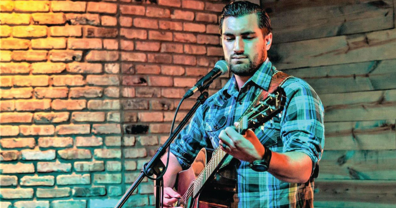 Casey Chesnutt