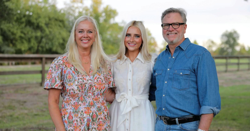 Kathryn Grace, Lily and Eric Meadows