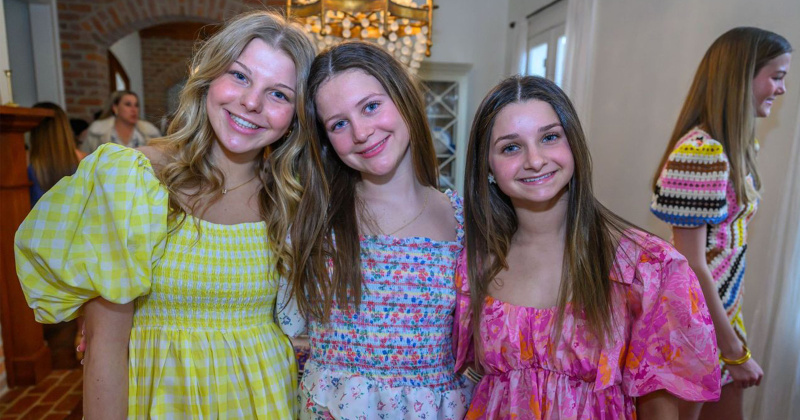 Mallorie Neff, Laurel Hamilton and Julianne Youngblood