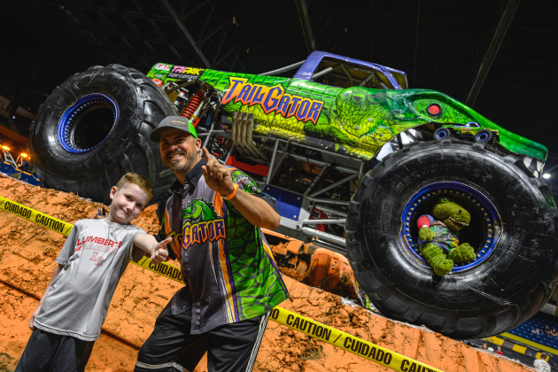 Tailgator (Photo by Chad Cooper)