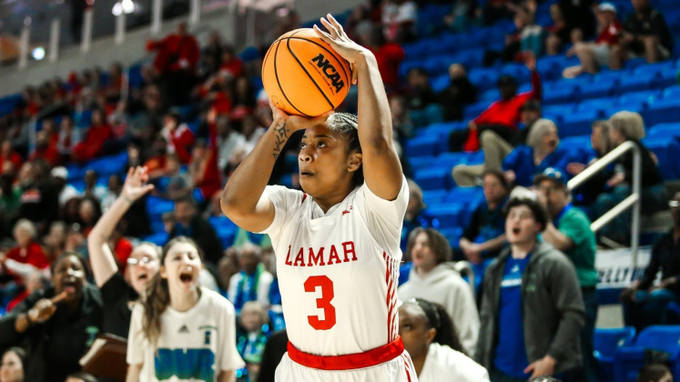 Senior Sabria Dean led Lamar with 19 points (Courtesy photo)