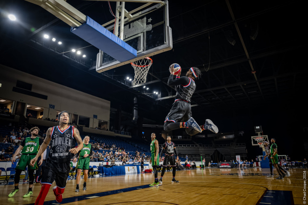 Diesel Kirkendoll with a slam dunk (Photo by Chad Cooper)
