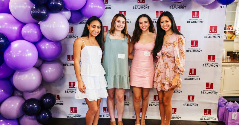 Macy Richardson, Abbi McCollough, Heidi McCabe and Bella Tran