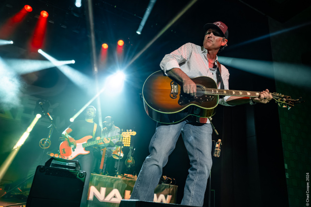 Casey Donahew Band (Photo by Chad Cooper)