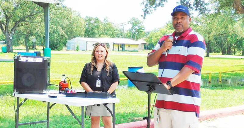 Karen Do (left) and Dashaun Armstrong (right) announce Port Arthur Energy Sweep