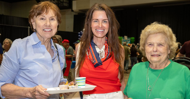 Betty Kilgore, Heather Kilgore and Doris Waldron