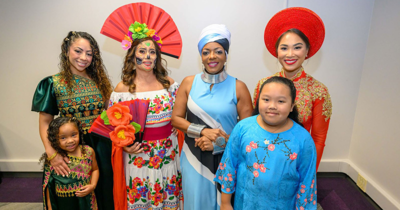 Saniya and Wafa Vernon, Martha Kapparis, Alesha Wells, Tea Do, Kaitlyn Ha