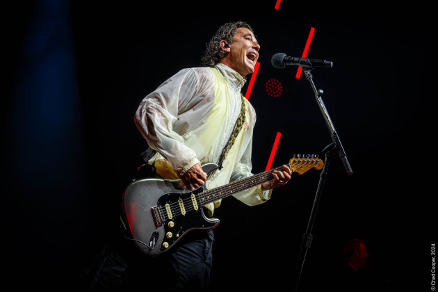Bush (Photo by Chad Cooper)