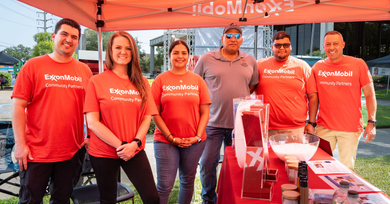 Alex Rochin, Jamie Dunbar, Monica Corona, Francisco Castaneda, Sergio Guzman and Jose Castro