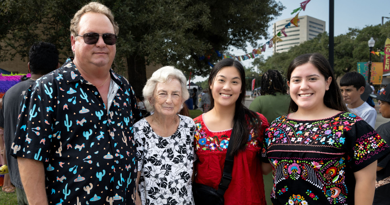 Mitch McLeod, Betty McLeod, Maggie McLeod and Isabel Martinez