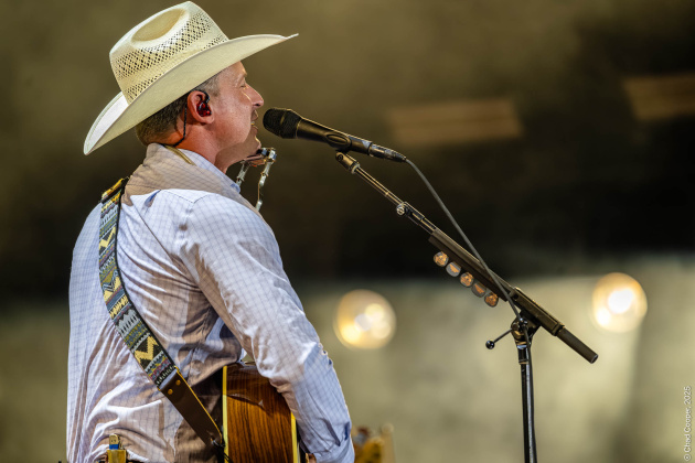 Turnpike Troubadours (Photo by Chad Cooper)