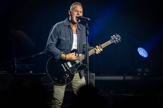 Matthew West (Photo by Chad Cooper)