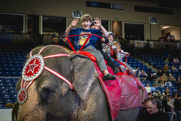 Bmt Super Circus (Photo by Chad Cooper)