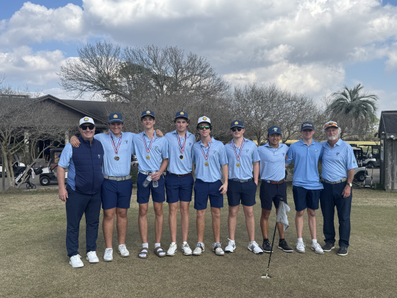 The Monsignor Kelly Catholic High School Bulldogs fired an eye-opening 299 team total to win the Larry Paine High School Memorial Invitational by 14 shots. Courtesy photo.