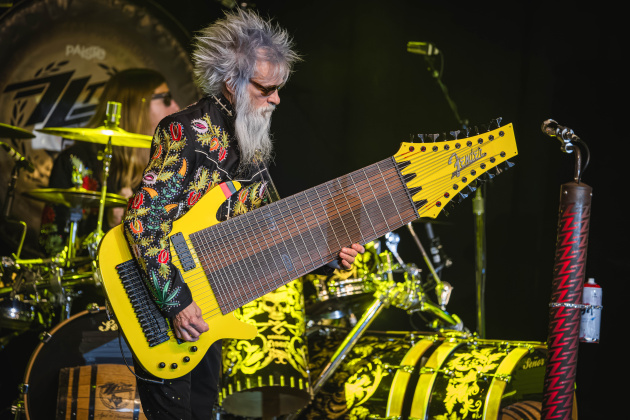 ZZ Top (Photo by Chad Cooper)
