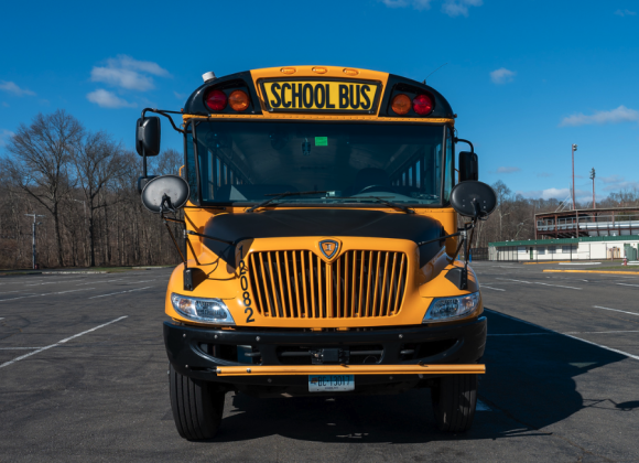 School bus 